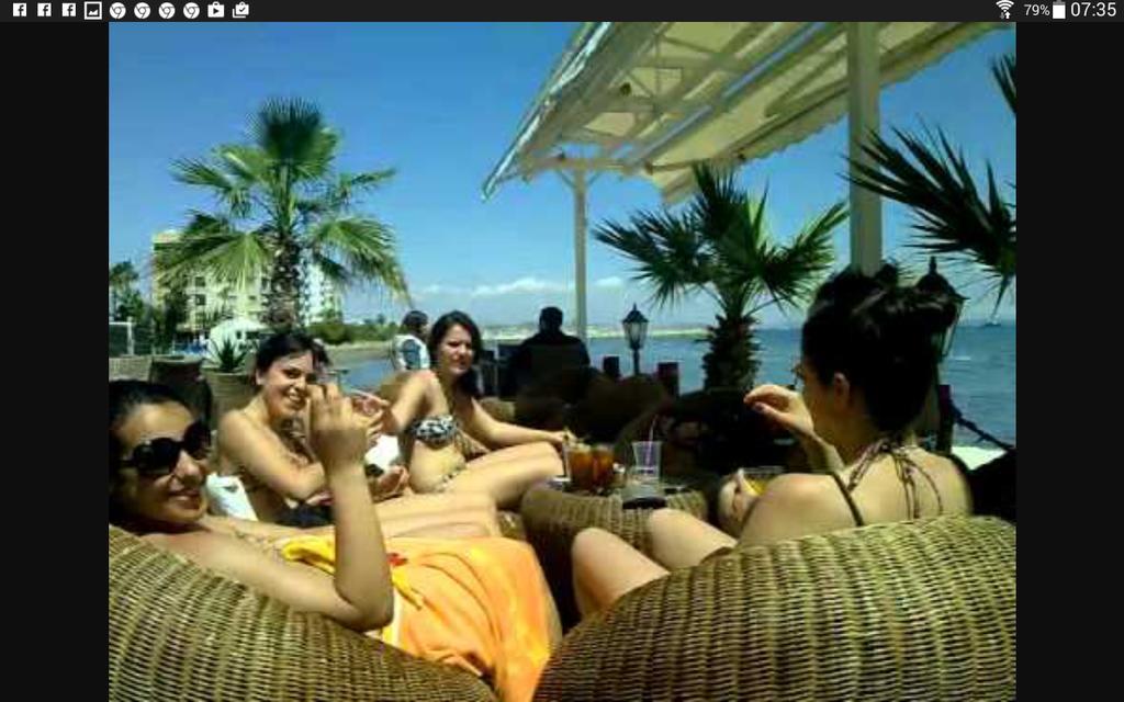 Panikos Beach Apartment I 拉纳卡 外观 照片
